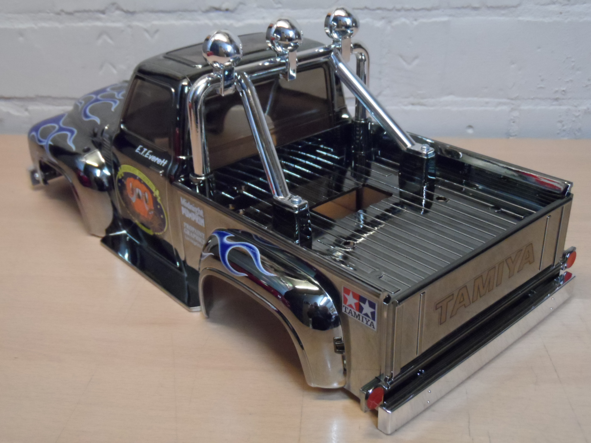New Tamiya Midnight Pumpkin Body Set Chrome Metalic Tm Black New Tamiya Midnight Pumpkin Body Set Chrome Metalic Tm Black